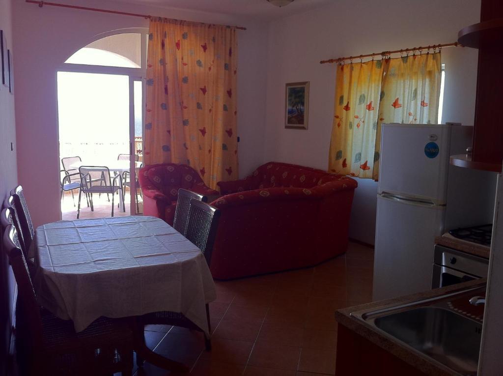 Apartments Beach Vile Holiday Živogošće Zimmer foto