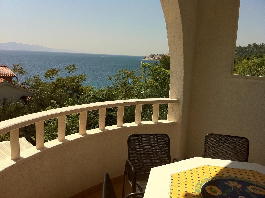 Apartments Beach Vile Holiday Živogošće Zimmer foto