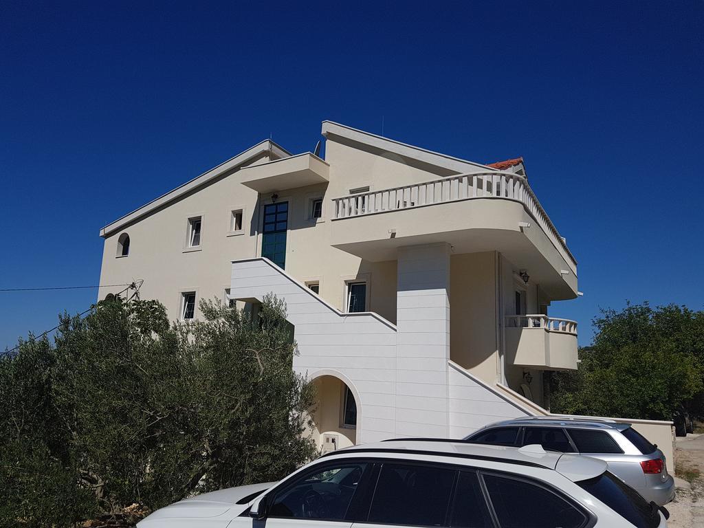 Apartments Beach Vile Holiday Živogošće Exterior foto