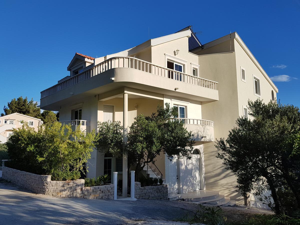 Apartments Beach Vile Holiday Živogošće Exterior foto